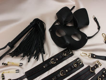 Load image into Gallery viewer, Edonista Alice 14 Pc Bondage Set
