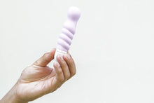 Load image into Gallery viewer, Chloe Silicone G Spot Lavender
