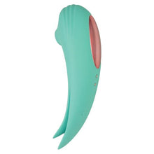 Load image into Gallery viewer, Mystique Vibrating Suction Vibe Aqua
