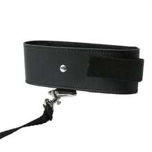 Load image into Gallery viewer, Sex &amp; Mischief Black Leash &amp; Collar
